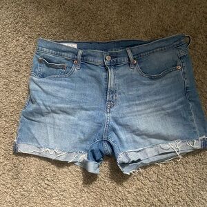 GAP 5in Girlfriend Short